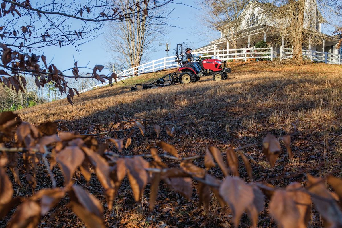 This Easy Leaf Loader Is a Must Have Tool This Fall